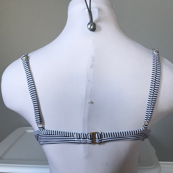 Xhilaration Bathing Suit Top - Picture 2 of 6